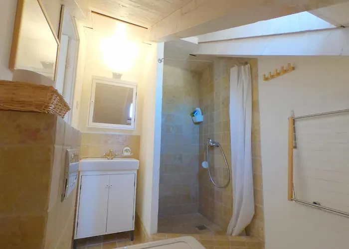 Apartment Historic Piazza House & Romantic Hidden Garden Hvar Town